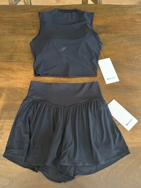 Lululemon Nulu Mesh-Overlay Cropped Studio Tank Top & HR Shorts Black Sz 6 Small